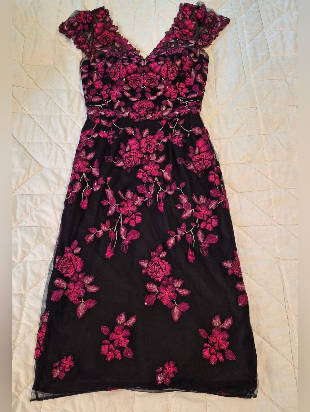 Marchesa Notte Floral Embroidered Cocktail Dress- Size 0 - Picture 3 of 13
